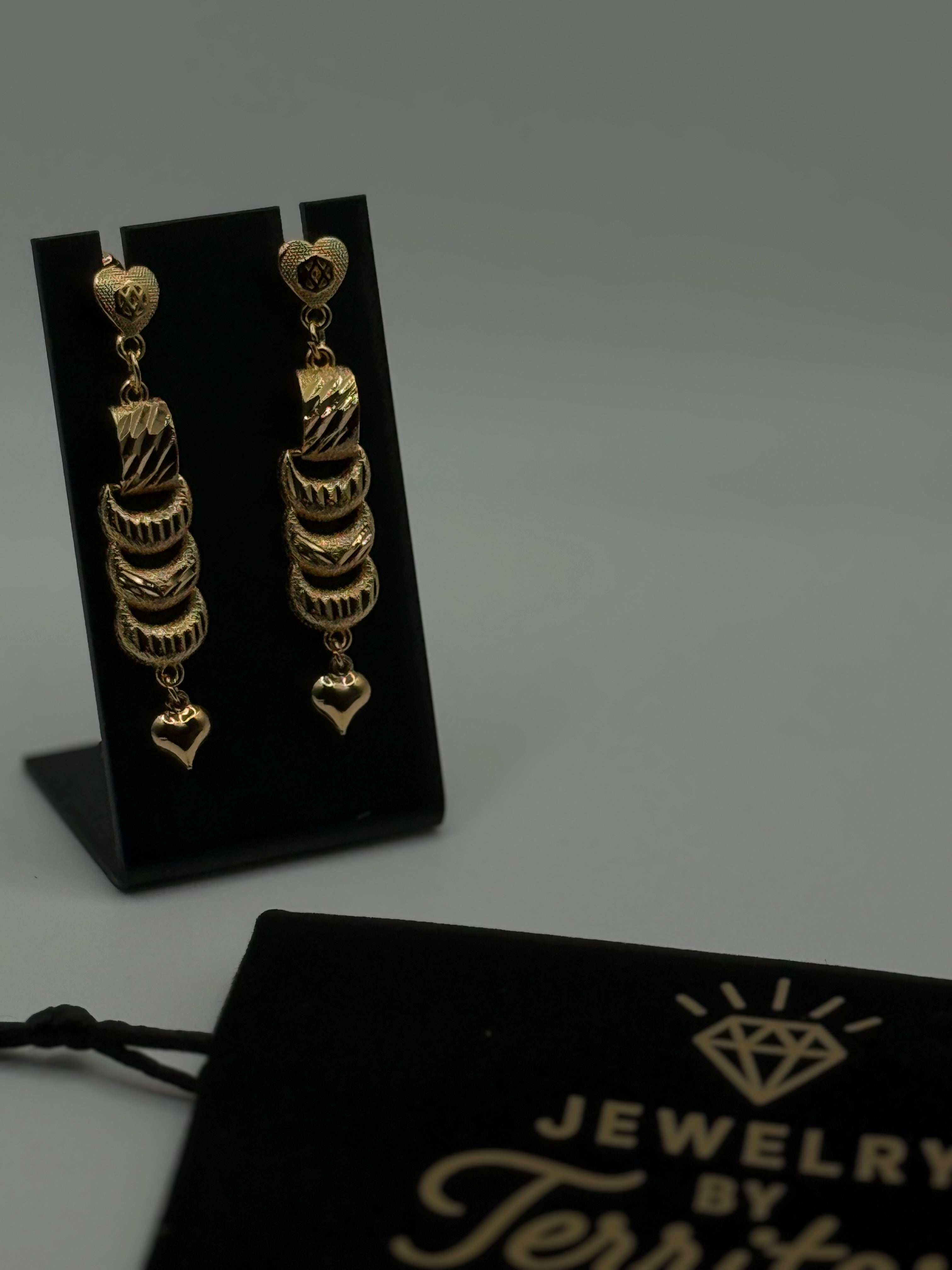 Stainless steel dangling earring