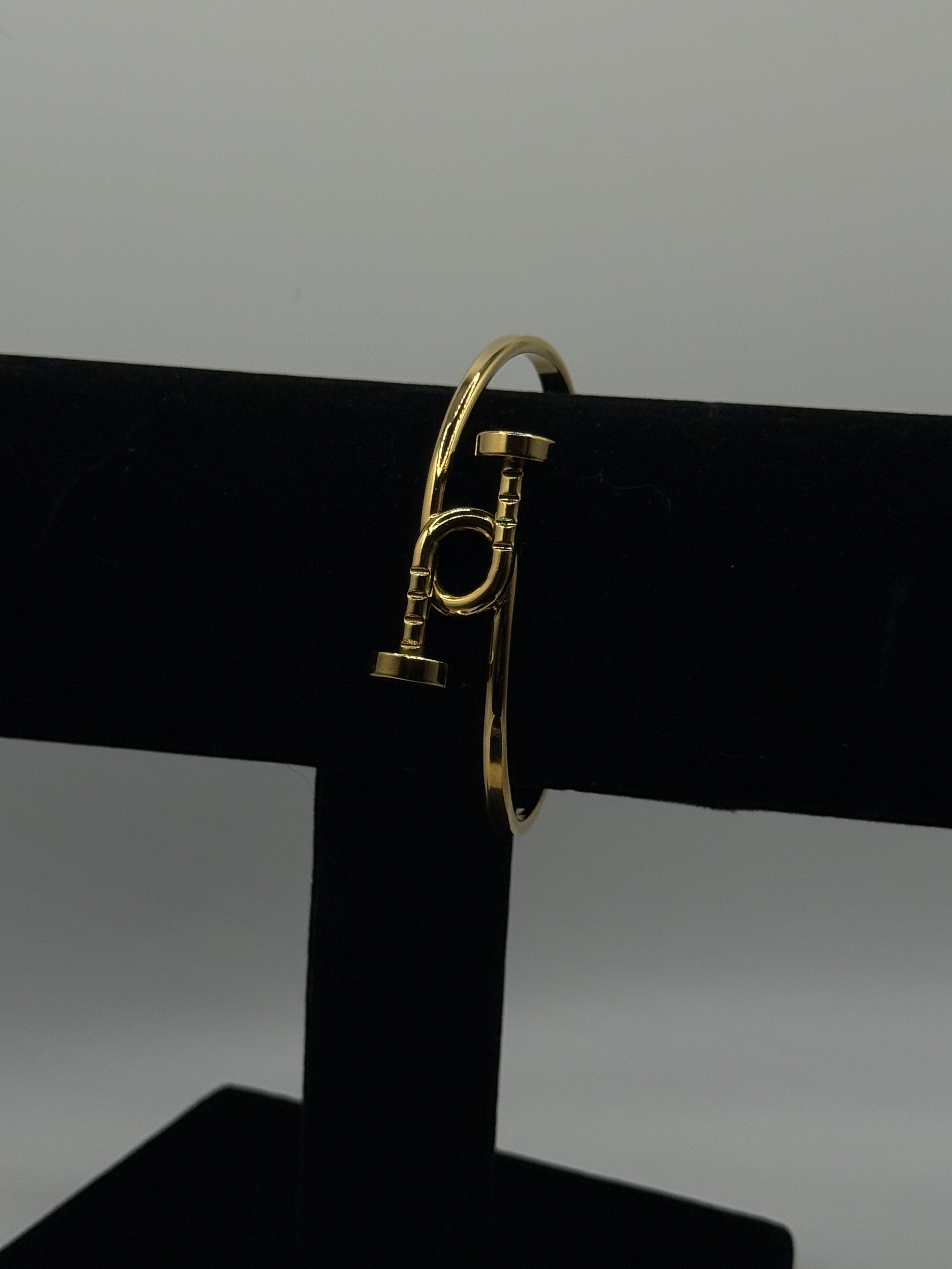 Stainless steel bangle