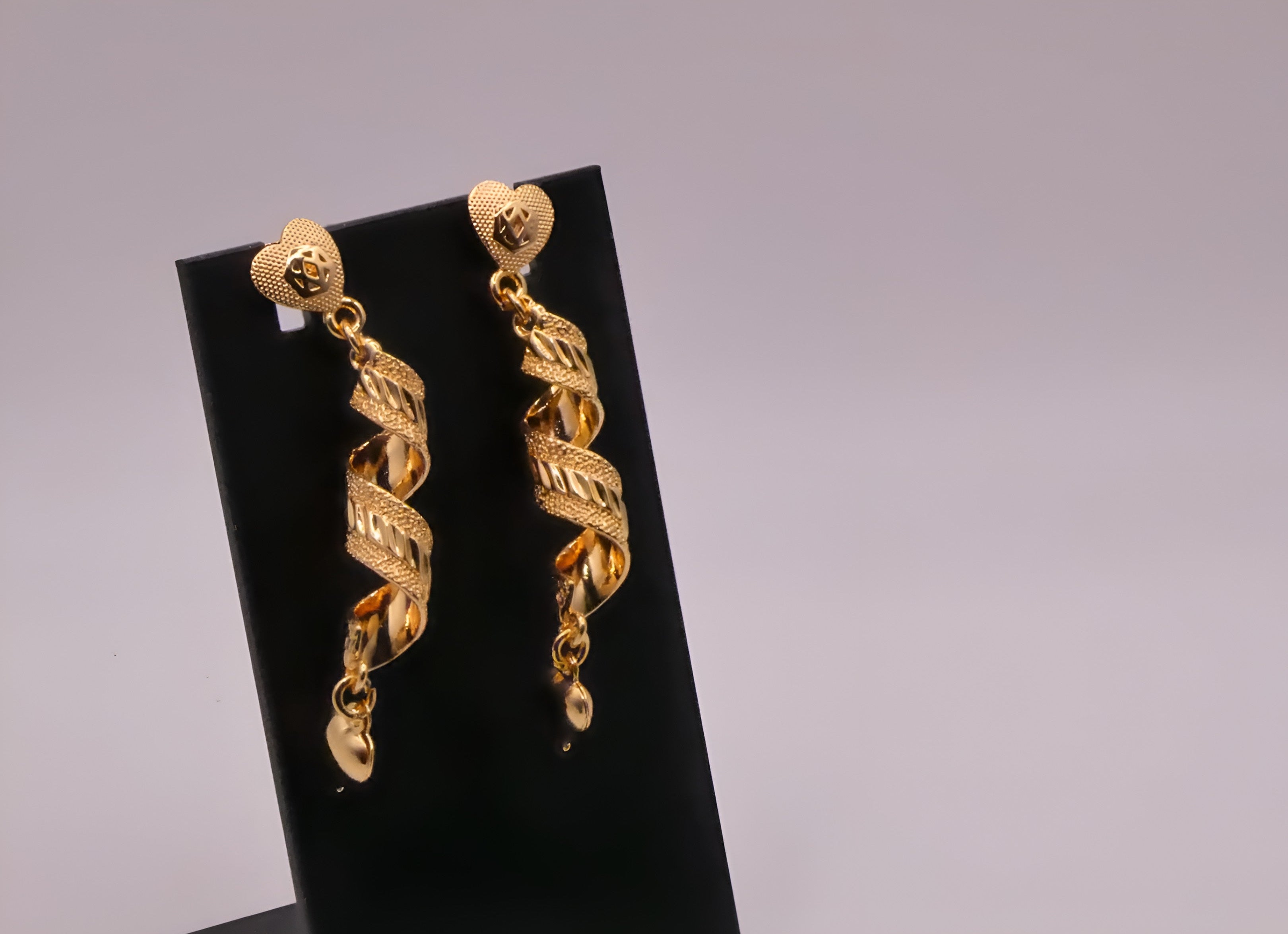 Stainless steel dangling earring